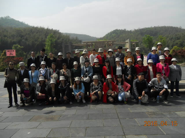 Jiangying Harvest held an annual spring trip